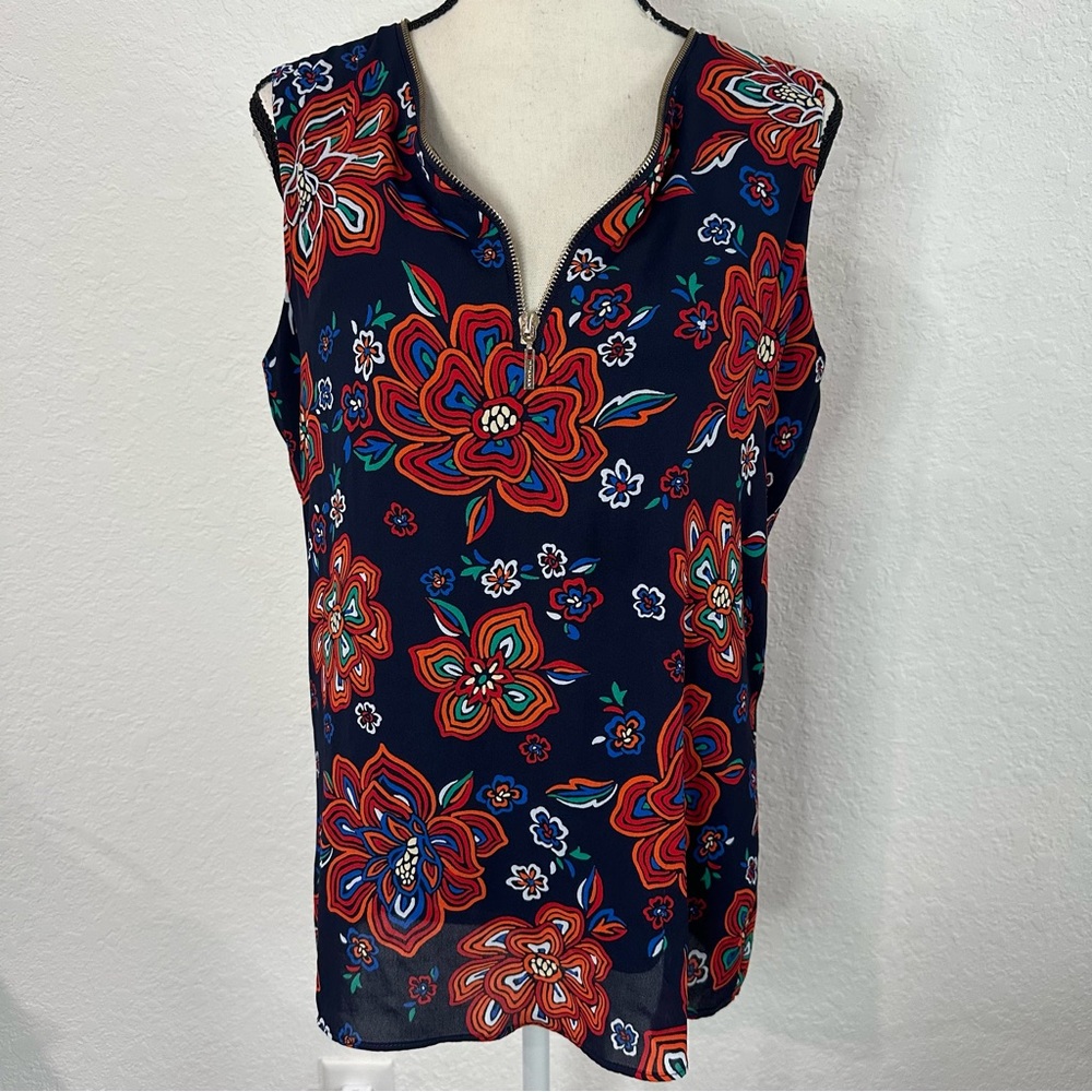 T Tahari Sleeveless Floral Blouse